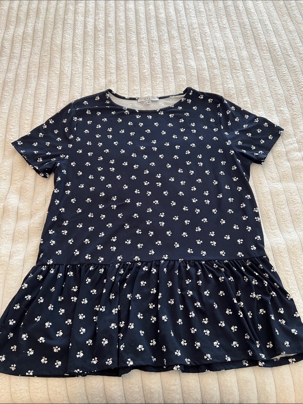 gaze Navy Short-Sleeve Floral Peplum Top